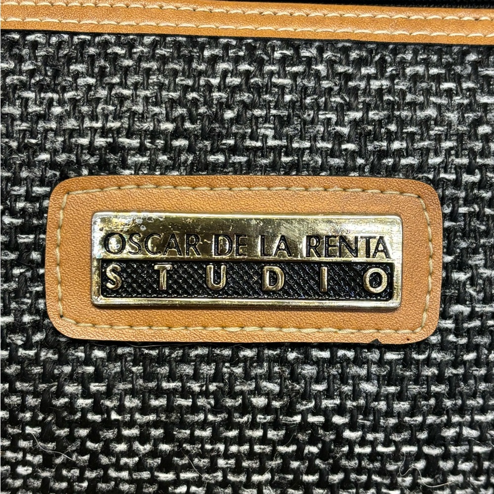 Vintage Oscar De Le Renta Studio Small Duffel Bag #4360 - Picture 2 of 8